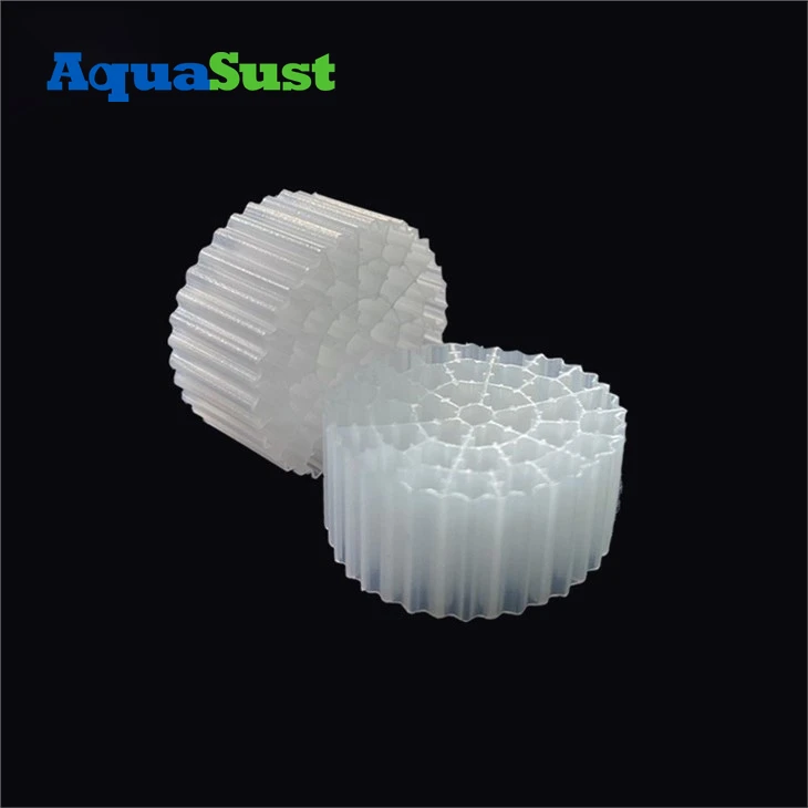 Tratamiento de agua del filtro de portador de biopelículas